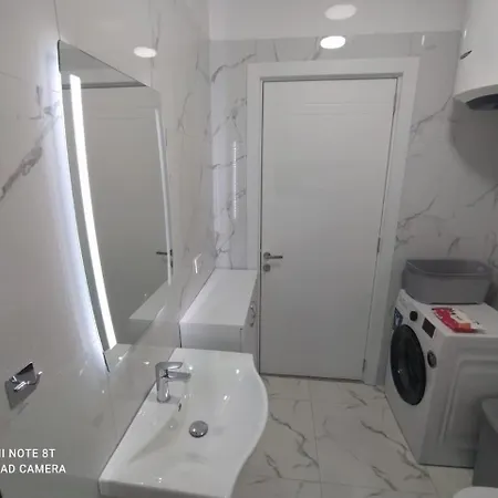 Alex Appartamento Sakes